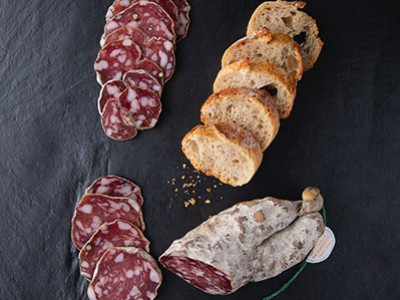 Commander des assortiments de charcuterie : Découvrez la diversité de la gastronomie charcutière chez vous